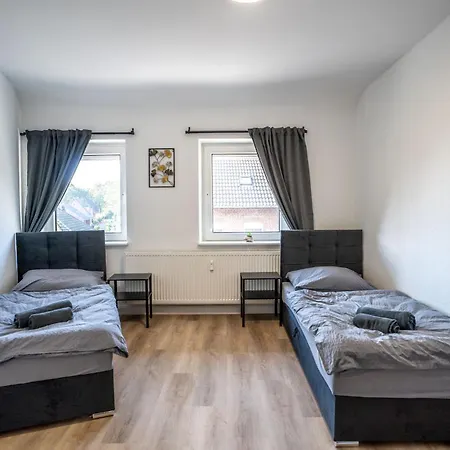 Monteur In - 3 Bedrooms - 7 Single Beds * Nettetal