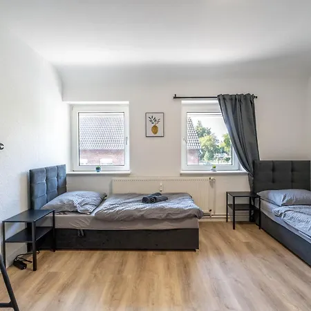 Monteur In - 3 Bedrooms - 7 Single Beds * Nettetal