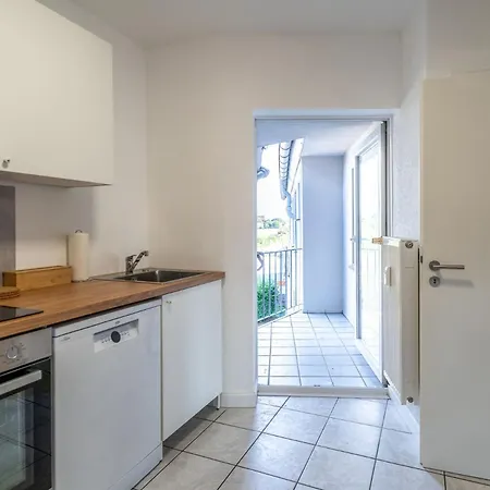 Monteur In - 3 Bedrooms - 7 Single Beds Appartamento Nettetal