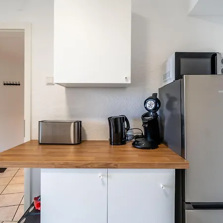 Apartment & Work - 3 Bed - 7 Beds *