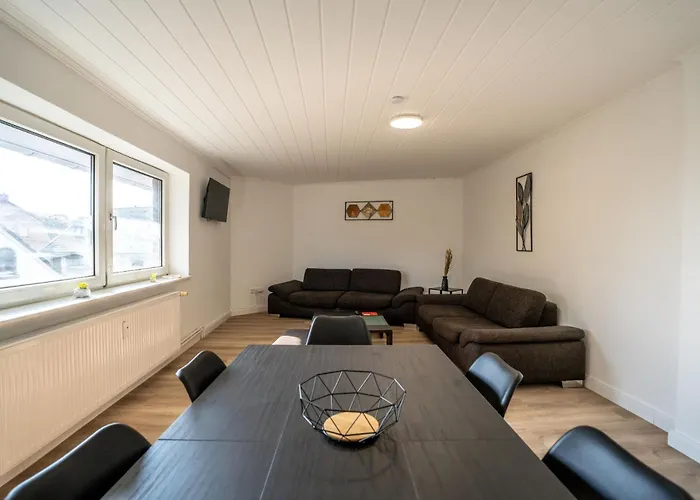 Appartement & Work - 3 Bed - 7 Beds Nettetal