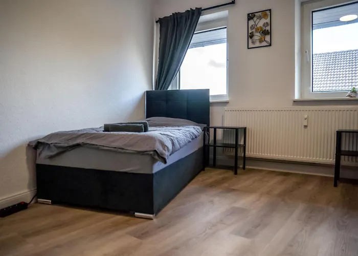 & Work - 3 Bed - 7 Beds Appartement Nettetal