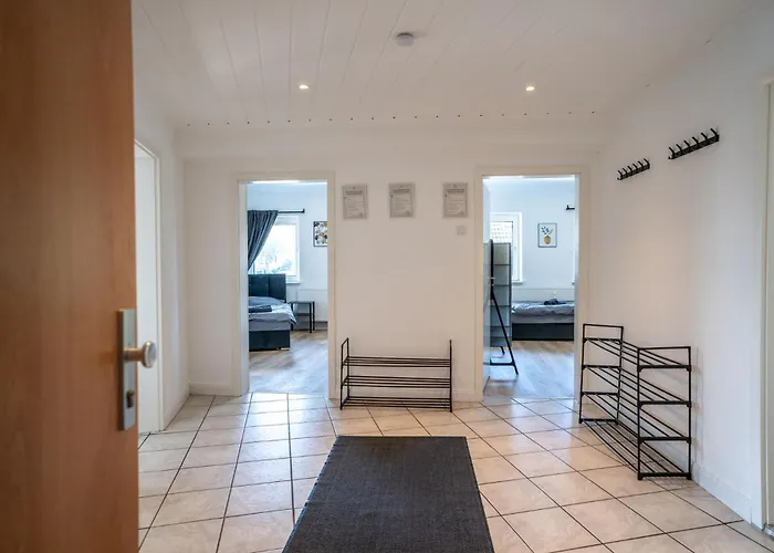 & Work - 3 Bed - 7 Beds Appartement Nettetal