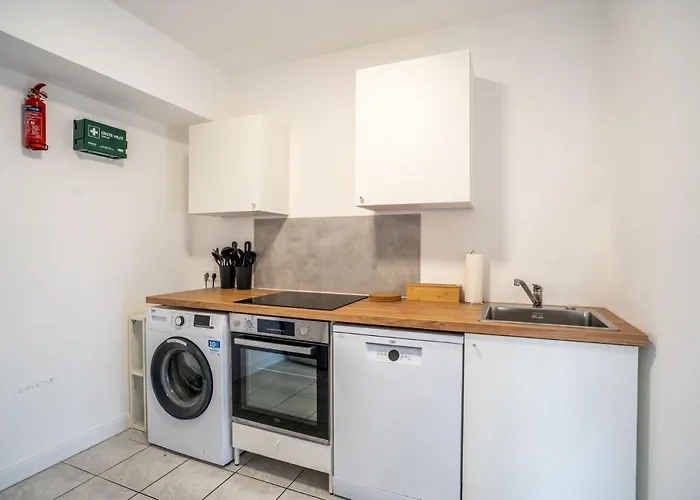 Appartement & Work - 3 Bed - 7 Beds *